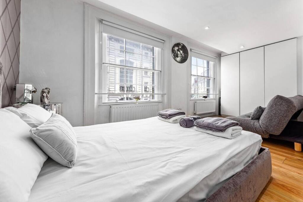 3 Bedroom Apartment In Haymarket Central London Sleep 10 Hy2 Zewnętrze zdjęcie